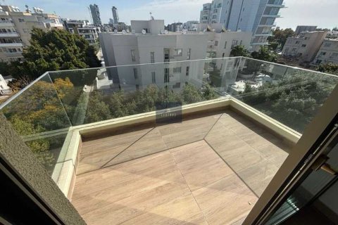 3 bedrooms Apartment in Germasogeia, Cyprus No. 104077 6