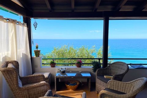 2 chambres Appartement à Corfu, Greece No. 107708 4