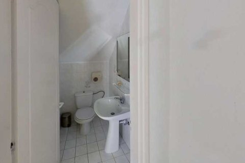 3 bedrooms Villa in Tala, Cyprus No. 84059 9