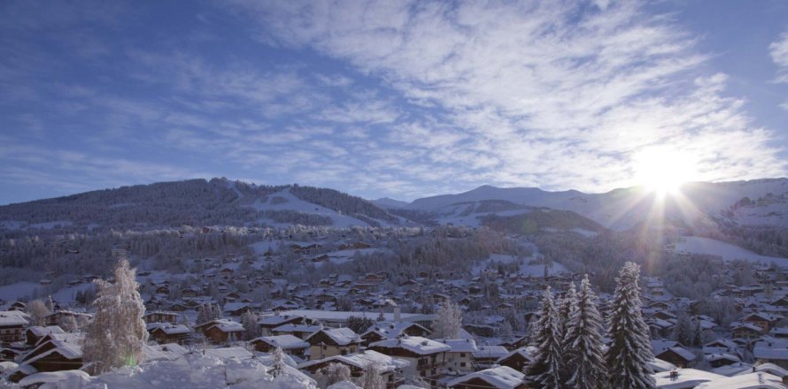 4 bedrooms Apartment in Megeve, France No. 99371