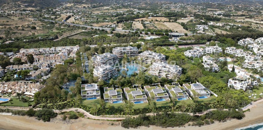 3 chambres Appartement à Estepona, Spain No. 125715