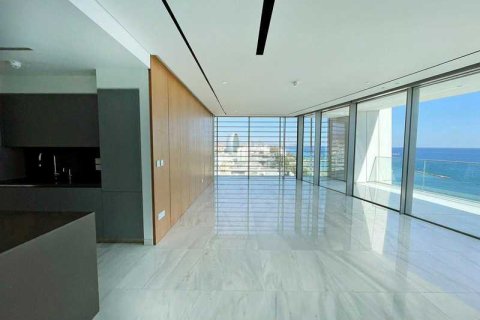 3 chambres Appartement à Limassol, Cyprus No. 70127 6