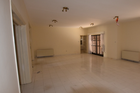 5 bedrooms House in Strovolos, Cyprus No. 29554 2