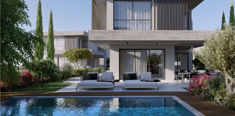 3 bedrooms Villa in Famagusta, Cyprus No. 36670