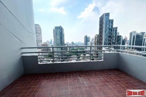 3 bedrooms Apartment in Bangkok, Thailand No. 98116 22