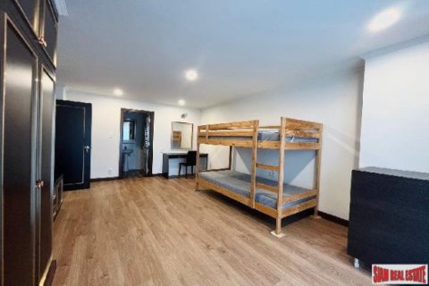 3 bedrooms Apartment in Bangkok, Thailand No. 98116 23