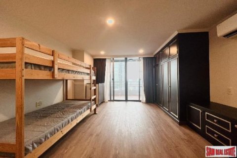 3 bedrooms Apartment in Bangkok, Thailand No. 98116 30