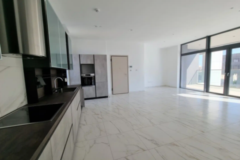 3 bedrooms Apartment in Limassol, Cyprus No. 34859 7