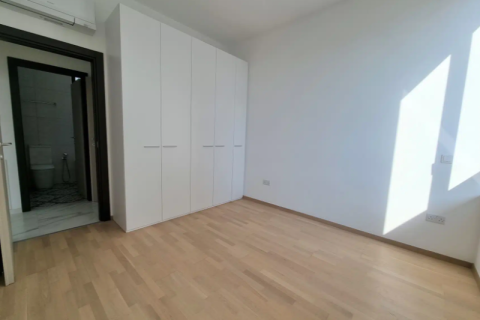 3 bedrooms Apartment in Limassol, Cyprus No. 34859 8