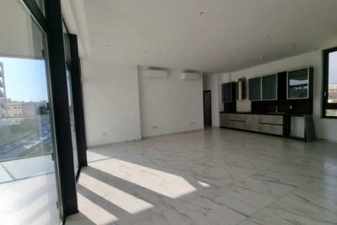 3 bedrooms Apartment in Limassol, Cyprus No. 34859 4