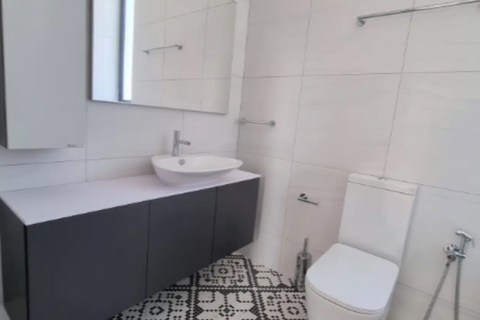 3 bedrooms Apartment in Limassol, Cyprus No. 34859 14