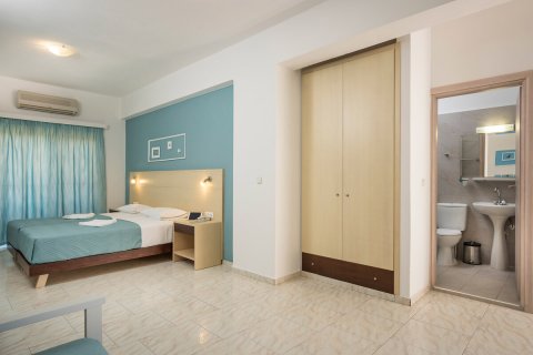 17 habitaciones Hotel en Chania, Greece No. 55751 12