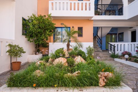 17 habitaciones Hotel en Chania, Greece No. 55751 4