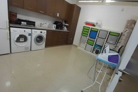 Дом с 5 спальнями в Агиос Тихонас, Кипр №65409 11