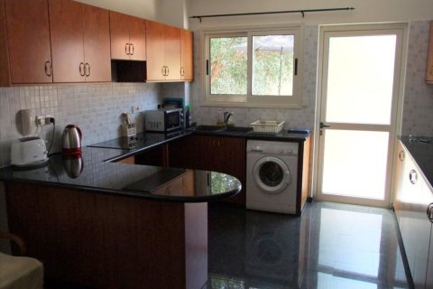 4 bedrooms Villa in Limassol, Cyprus No. 105685 2