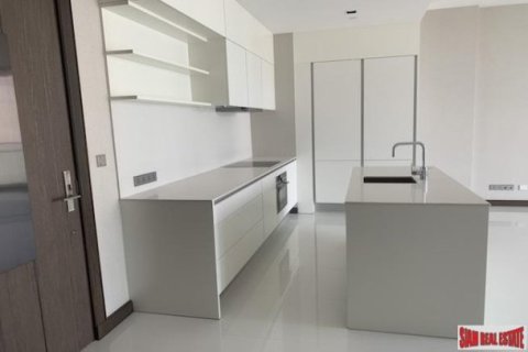 2 bedrooms Apartment in Bangkok, Thailand No. 96750 14