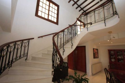 4 bedrooms Villa in Tala, Cyprus No. 84388 15
