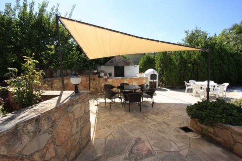 4 bedrooms Villa in Tala, Cyprus No. 84388 9