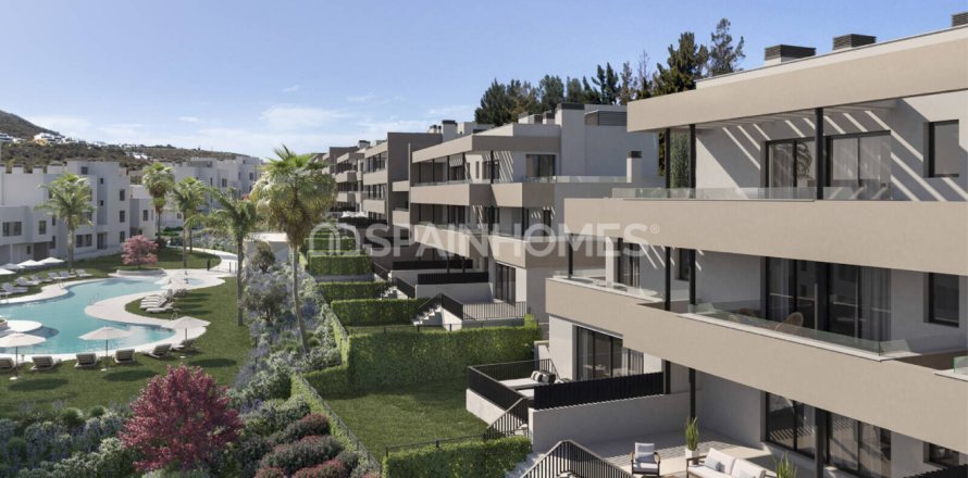 3 bedrooms Penthouse in Casares, Spain No. 88944