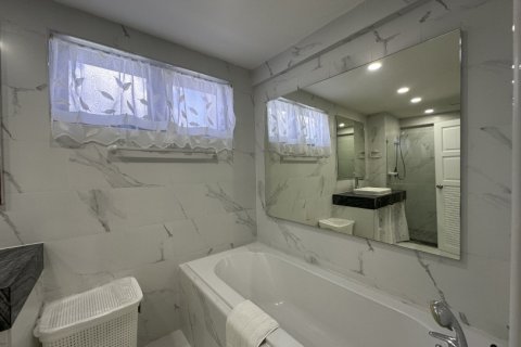 2 bedrooms Villa in Kathu, Thailand No. 96783 24