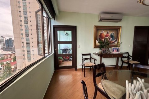 4 bedrooms Apartment in Panama City, Panama No. 74556 15