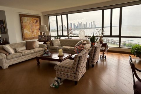 4 bedrooms Apartment in Panama City, Panama No. 74556 16