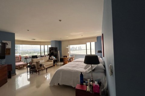 4 bedrooms Apartment in Panama City, Panama No. 74556 6