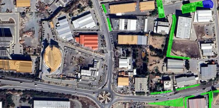 3339m² Land in Latsia, Cyprus No. 104300