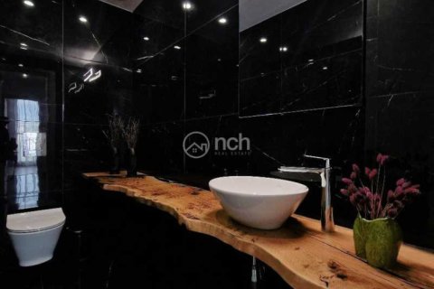 3 dormitorios Penthouse en Mesa Geitonia, Cyprus No. 75014 14