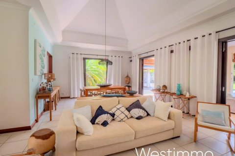 4 bedrooms Villa in Tamarin, Mauritius No. 110425 8