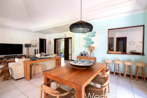 4 bedrooms Villa in Tamarin, Mauritius No. 110425 7