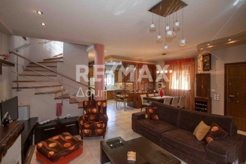 4 bedrooms House in Magnesia, Greece No. 24291 4