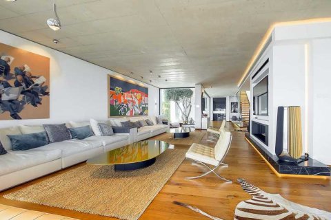 Вилла с 4 спальнями в Месоги, Кипр №76257 3