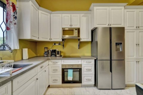 2 bedrooms Condo  in Point Salines, Grenada No. 53179 16