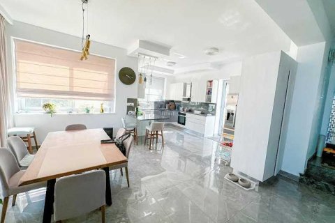 Вилла с 5 спальнями в Гермасойя, Кипр №84104 10