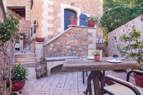 5 bedrooms Commercial property in Chania, Greece No. 104434 26