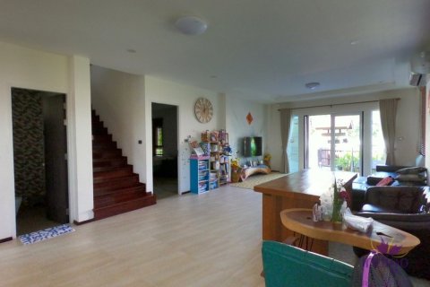 4 bedrooms House in Chiang Mai, Thailand No. 97711 6
