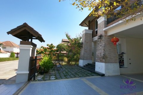 4 bedrooms House in Chiang Mai, Thailand No. 97711 9