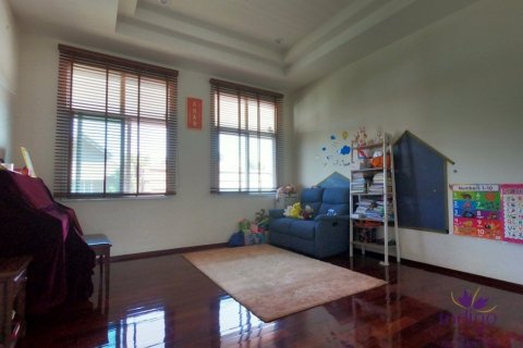 4 bedrooms House in Chiang Mai, Thailand No. 97711 19