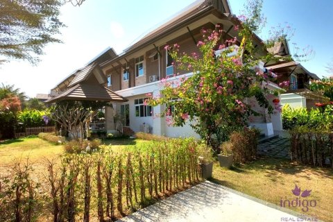 4 bedrooms House in Chiang Mai, Thailand No. 97711 7