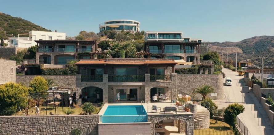 10 bedrooms Villa in Bodrum, Turkey No. 15271
