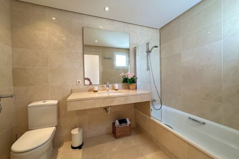 2 bedrooms Penthouse in Tay Giang, Vietnam No. 83949 12