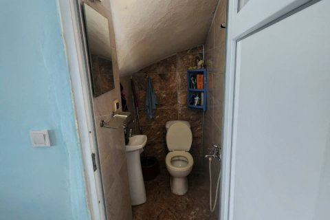 3 bedrooms Penthouse in Nong Ha, Vietnam No. 15195 2