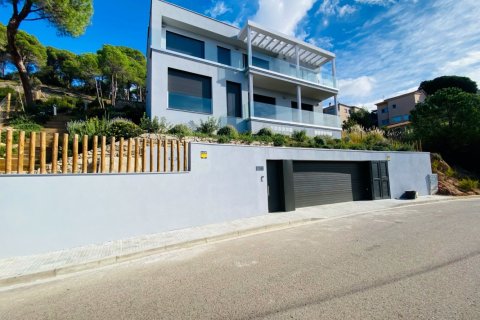 4 bedrooms House in Lloret de Mar, Spain No. 26625