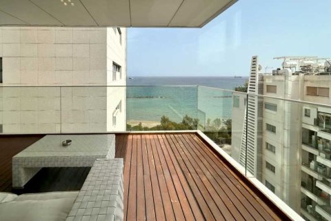 2 bedrooms Apartment in Limassol, Cyprus No. 35039 4