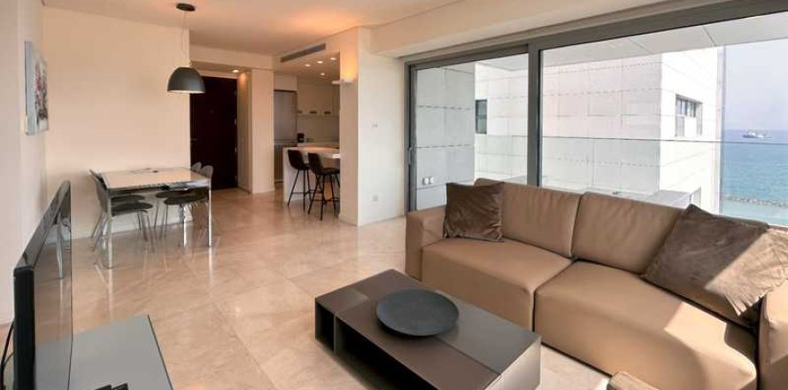 2 bedrooms Apartment in Limassol, Cyprus No. 35039