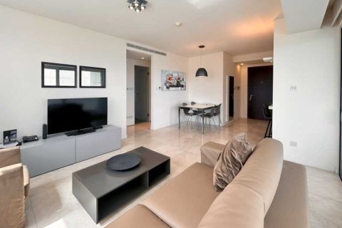 2 bedrooms Apartment in Limassol, Cyprus No. 35039 2