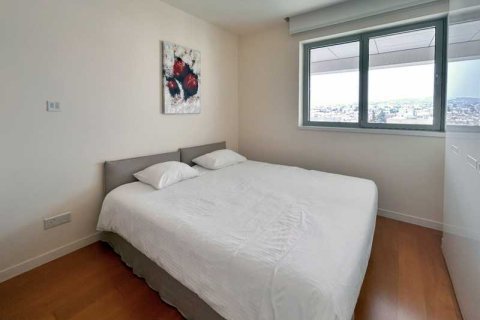 2 bedrooms Apartment in Limassol, Cyprus No. 35039 14