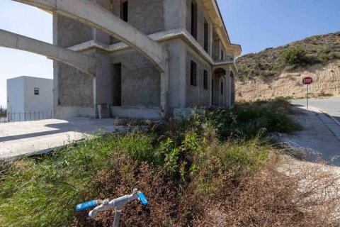 4 chambres House à Agios Athanasios, Cyprus No. 101387 12