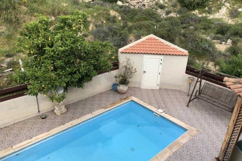 4 dormitorios Villa en Agios Athanasios, Cyprus No. 102002 3